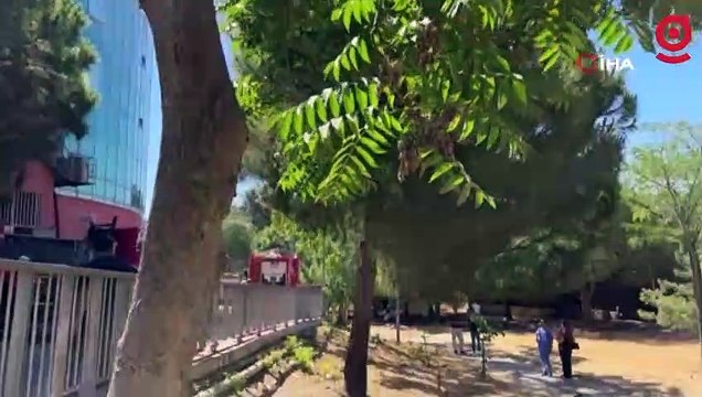 Bakırköy Sadi Konuk Eğitim ve Araştırma Hastanesinde yangın çıktı