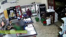 Vídeo: indivíduos armados assaltam comércio em Medianeira