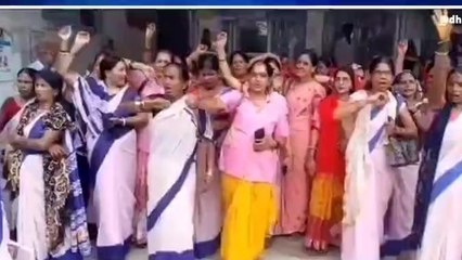 सारण: हड़ताल पर बैठी आशा कर्मियों ने सरकार का जताया विरोध, कह दी बड़ी बात