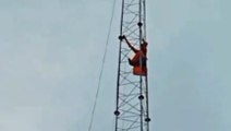 शिवपुरी: प्रेम प्रसंग के चलते आत्महत्या करने की कोशिश में टावर पर चढ़ी शादीशुदा युवती