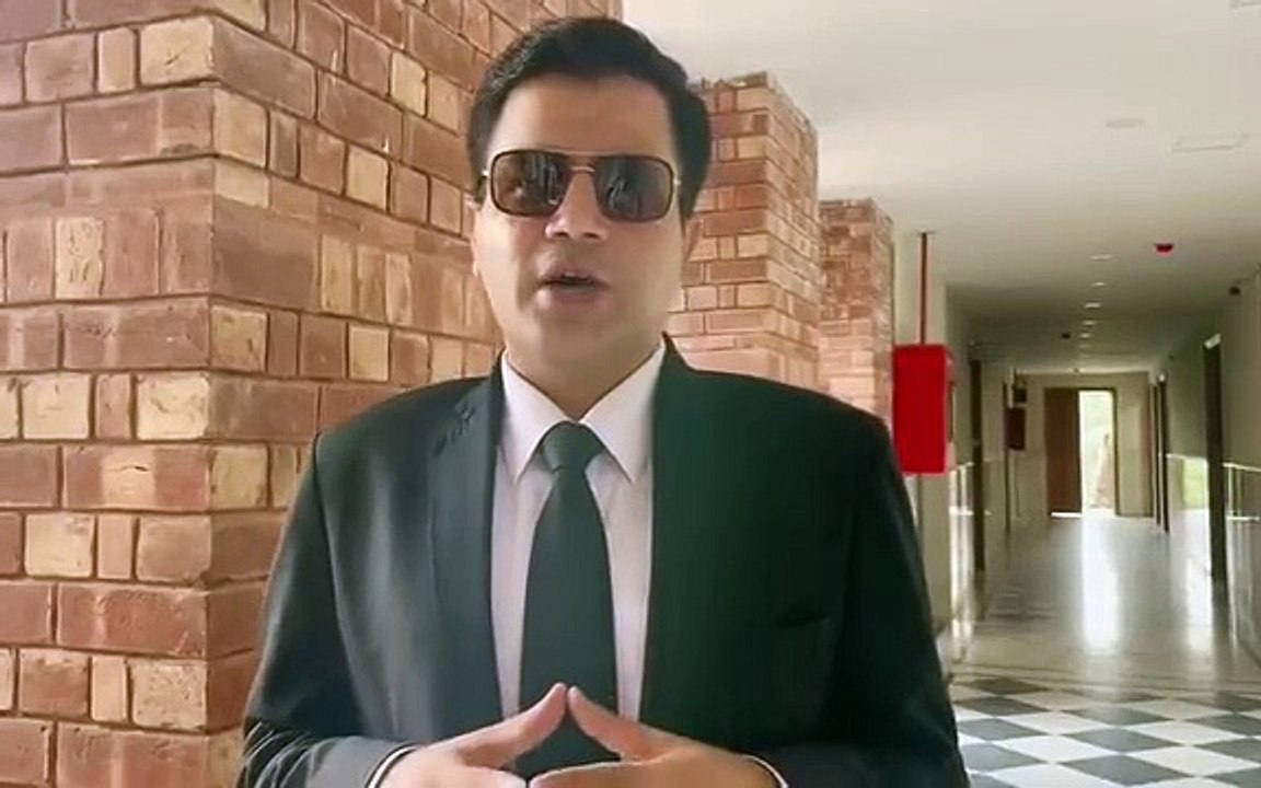 "معزز جج نہ جانے کیوں ذاتی اختلاف بنا کے اس کیس کو جلد ختم کر کے عمران خان صاحب کو سزا دے کے نااہل کرنا چاہتے ہیں" آج عدالت میں پیش ہونے سے کچھ دیر پہلے ہی چیئر مین پی ٹی آئی کے وکیل کی گفتگو  تحریک انصاف چئیرمین کو سزا دینے کا پلان,