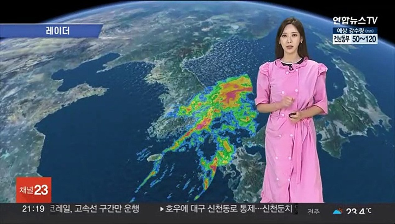 [날씨] 새벽 영남 시간당 60㎜ 호우…내일 비 그치고 더위
