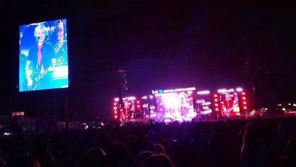 Green Day estrenó en vivo una nueva canción llamda "1981"