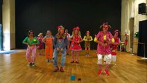 Flashmob 30 ans Rire, clowns pour enfants hospitalisés (34)