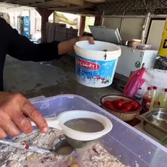 'Yılancı Osman'ın yaptığı ayran gündem oldu! "Hindistan sokak lezzetleri"