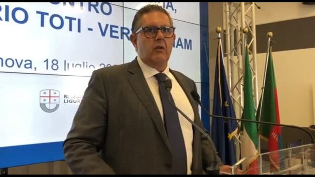Gas, Toti: nave rigassificatrice collocata a largo di Vado Ligure