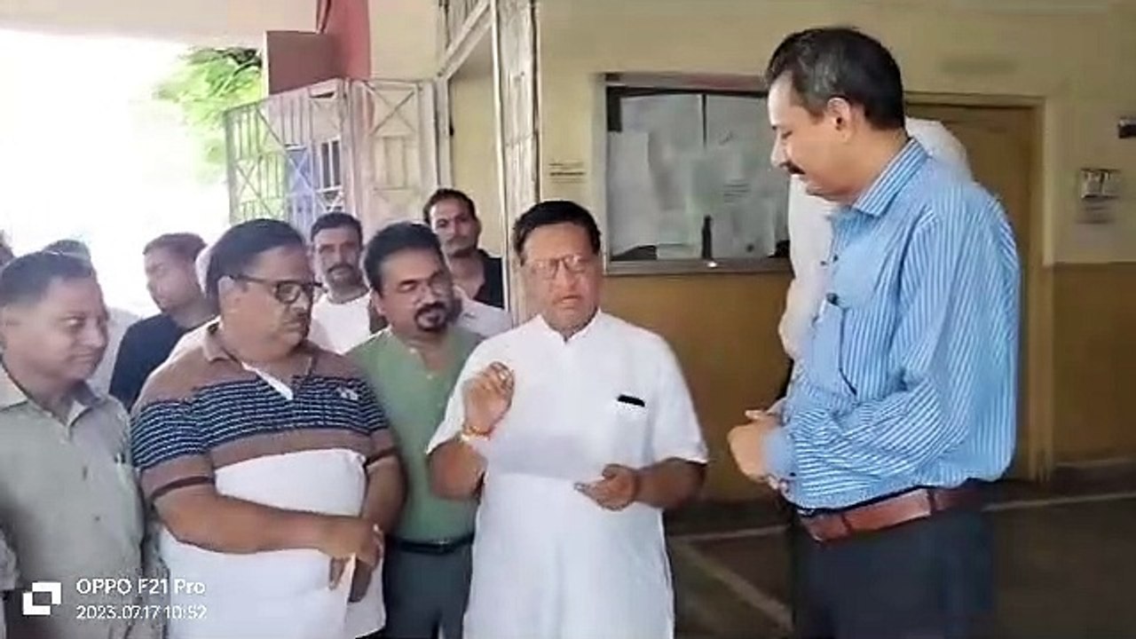जैन समाज ने कर्नाटक में जैन मुनि की हत्या पर जत...