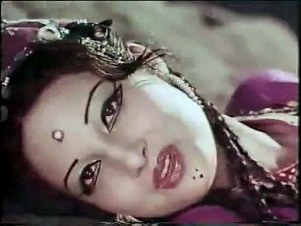 PAKISTNI FILM DO BADAN SONGS, MAIN PAYAR NIBHAON GI, SINGER NOOR JAHAN, ACTRESS KAVEETA