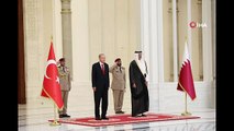 Cumhurbaşkanı Erdoğan Katar'da resmi törenle karşılandı