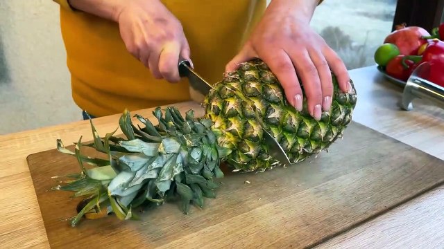 Нежнейшая Говядина Запечённая Внутри Ананаса В Тандыре! Лучший Рецепт Тушеной Говядины