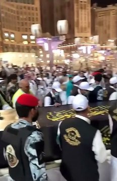 بدء مراسم نقل كسوة الكعبة المشرفة بقيمة 25 مليون ريال سعودي