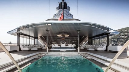 Walmart heiress' superyacht vandalized by activists in Ibiza