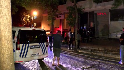 Esenyurt'ta Baba, Bıçak Çeken Oğlunu Öldürdü