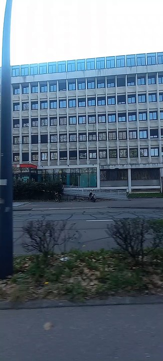 Tour De Ville Grenoblois - Bus 16 Direction Montfleury #France #Grenoble #Bus #Tag #2023 #Citytour (66)