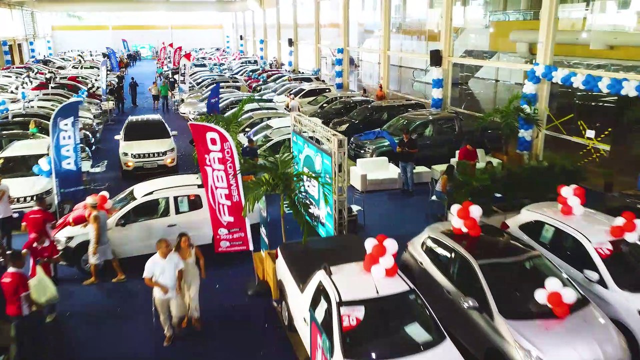 Sucesso de vendas: feirão de seminovos sua compra certa Safra Financeira garante bons negócios em Maceió