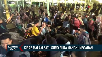 Ganjar Pranowo dan Gibran Ikut Kirab Pusaka Pura Mangkunegaran