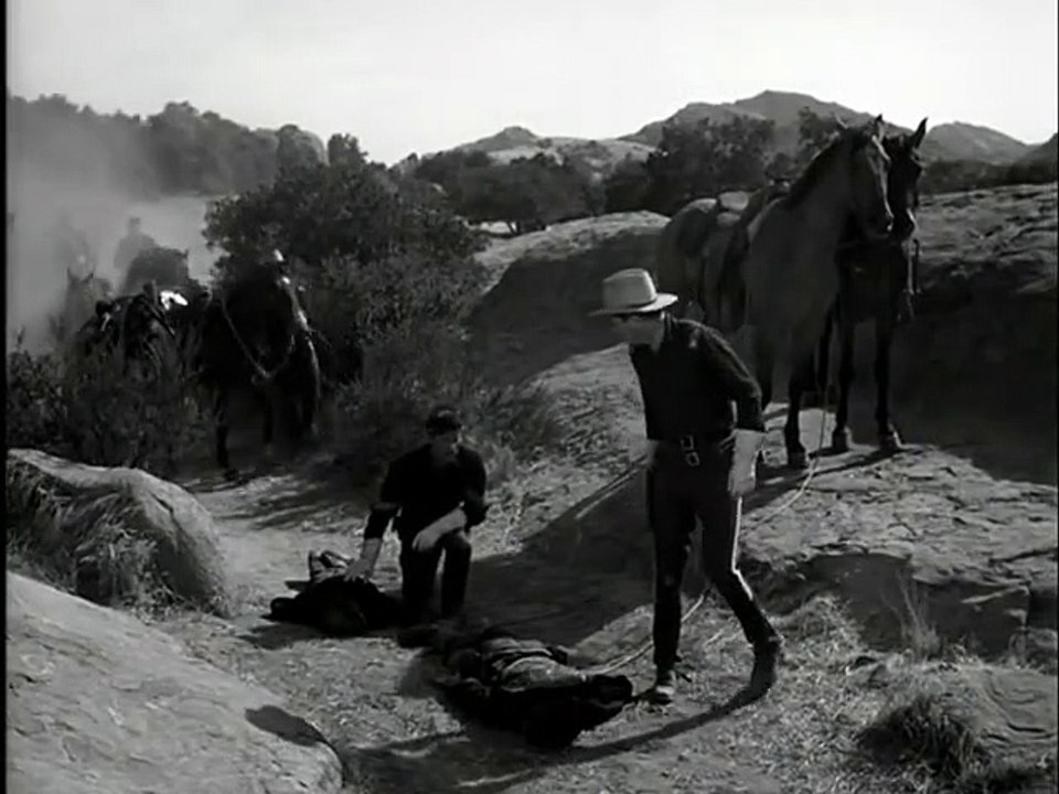 Mackenzie's Raiders - S1E02: The Long Day