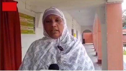 किशनगंज: सेल्फी हाजिरी&#039; के विरोध में उतरे शिक्षक, कहा- यह आदेश शरीयत के खिलाफ