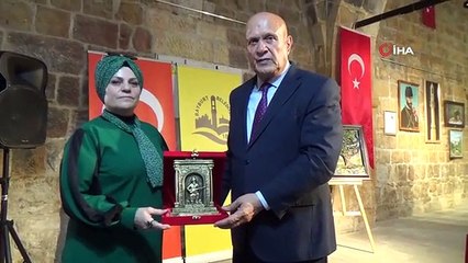 Une exposition spéciale pour Dede Korkut à Taşhan, l'un des artistes de Bayburt