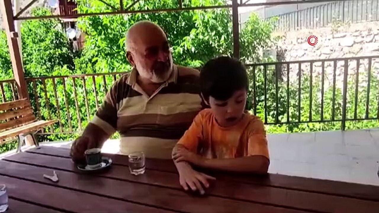 Village sans fumée： Ils ont déclaré la guerre a...