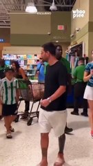 موقف عفوي بين ميسي وزوجته أنتونيلا في السوبر ماركت