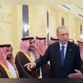 Erdoğan'ın Körfez turunda dikkat çeken anlar! Oğlunu Suudi prensle tanıştırdı