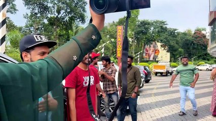 ആദ്യമായി ഞാനും Karthik suryയും BUBBLE HOUSEൽ  UNBOXINGDUDE l