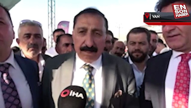 Van'daki aşiret düğününde takı merasimi dudak uçuklattı