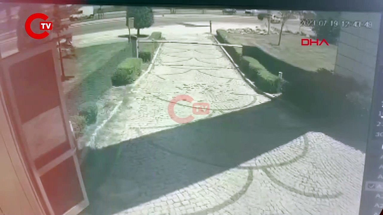 Pendik'te itfaiye aracı kaza yaptı. 5 yaralı