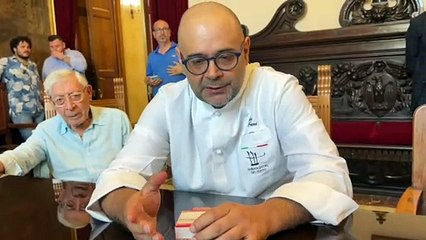 Il dolce di Antonello, le berrette rosse