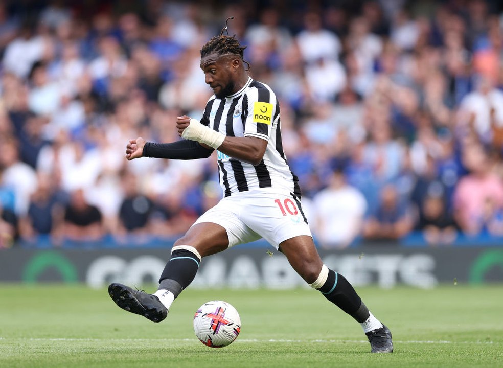 Allan Saint-Maximin transfer latest amid Newcas...