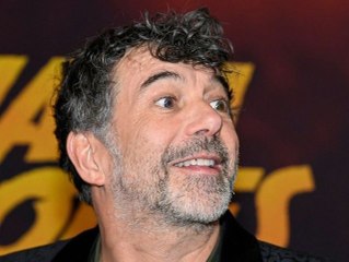 "A 100 à l’heure", l’animateur Stéphane Plaza victime d’une violente chute, perd un bras : ses vacances démarrent très mal !