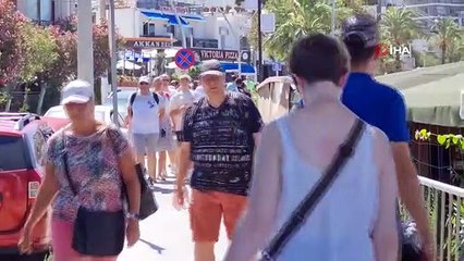 Mein Schiff 2 ve 5 Bodrum'da Bir Arada: 2.747 Yolcu ile Deniz Keyfi 🌊