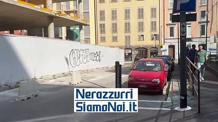 Cuadrado arriva nella sede dell'Inter per firmare il contratto