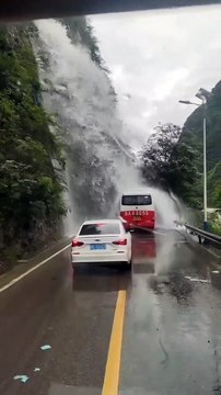 _ __ __ __ __ __ _ #nature #photography #love #travel #nature_hd_4k @nature_hd_4k #beautiful #naturelovers #like @nature_00955 #nature_00955 #sky #beauty #mountains #flowers #photographer #trending