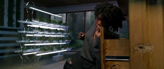 Secret Invasion Episode 5 - G'iah Vs Graviks Army