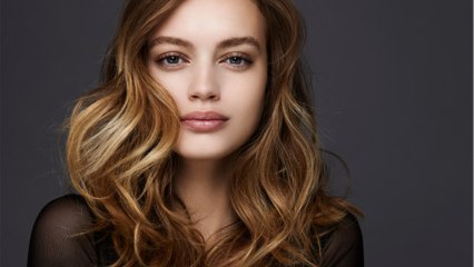 Balayage : technique, prix, durée ... tout savoir sur cette coloration capillaire qui éclaircit les cheveux