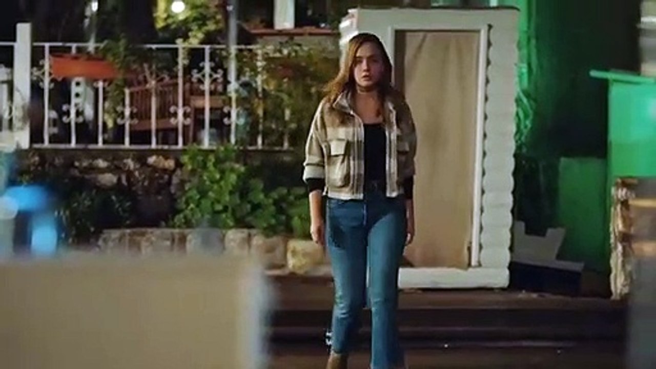 مسلسل المنفى الأزرق الحلقة 6 مترجمة للعربية part 3/3