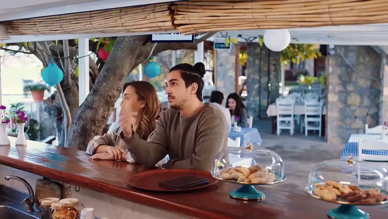 مسلسل المنفى الأزرق الحلقة 6 مترجمة للعربية part 2/3