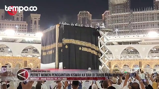 Momen Penggantian Kiswah Ka’bah di Tahun Baru Hijriah