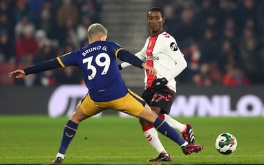 الدحيل يتعاقد مع الفرنسي إبراهيما ديالو