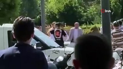 MasterChef'in ünlü şefi sokak ortasında darp edildi