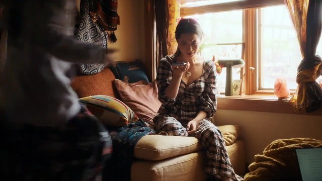 What Comes Around Bande-annonce (EN)