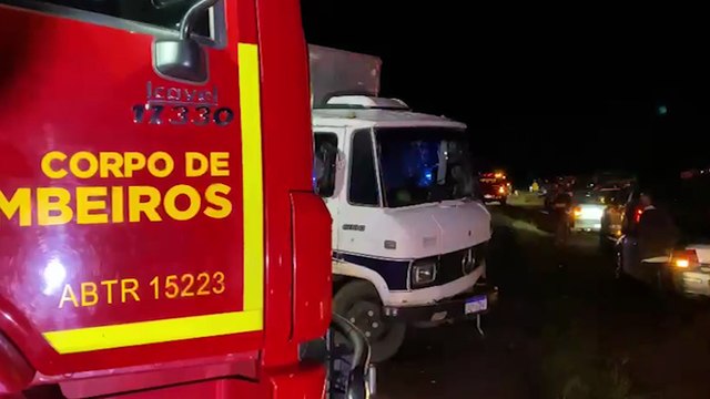 Homem morre em colisão frontal contra caminhão na BR-369 em Cascavel
