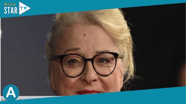 Mort de Jane Birkin : Josiane Balasko partage de « délicieux souvenirs » en photos pour lui rendre h