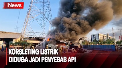 Api Lalap Lapak Kardus dan Ban Mobil di Pulo Gebang, 12 Unit Mobil Pemadam Dikerahkan