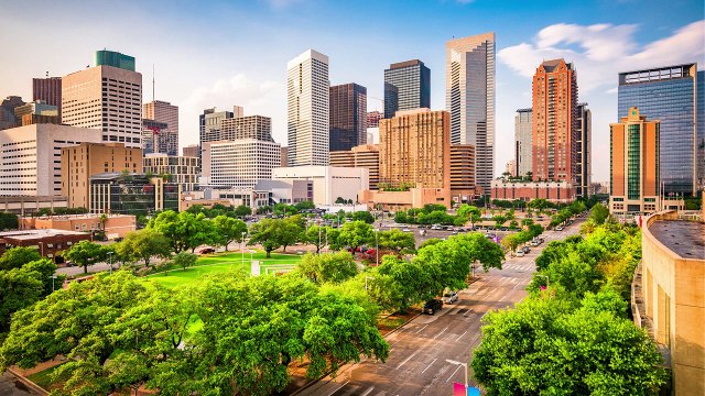 Lawyer Insurance: Protecting Legal Professionals in an Ever-Changing World usa papulation A1insuran