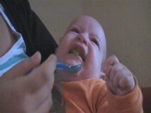 1ères cuillères de legume hi hi