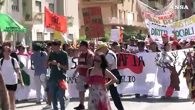 Mattarella ricorda Borsellino: combattere le zone grigie