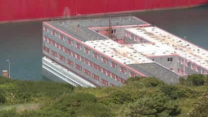 عوامة جديدة لإيواء طالبي اللجوء في بريطانيا